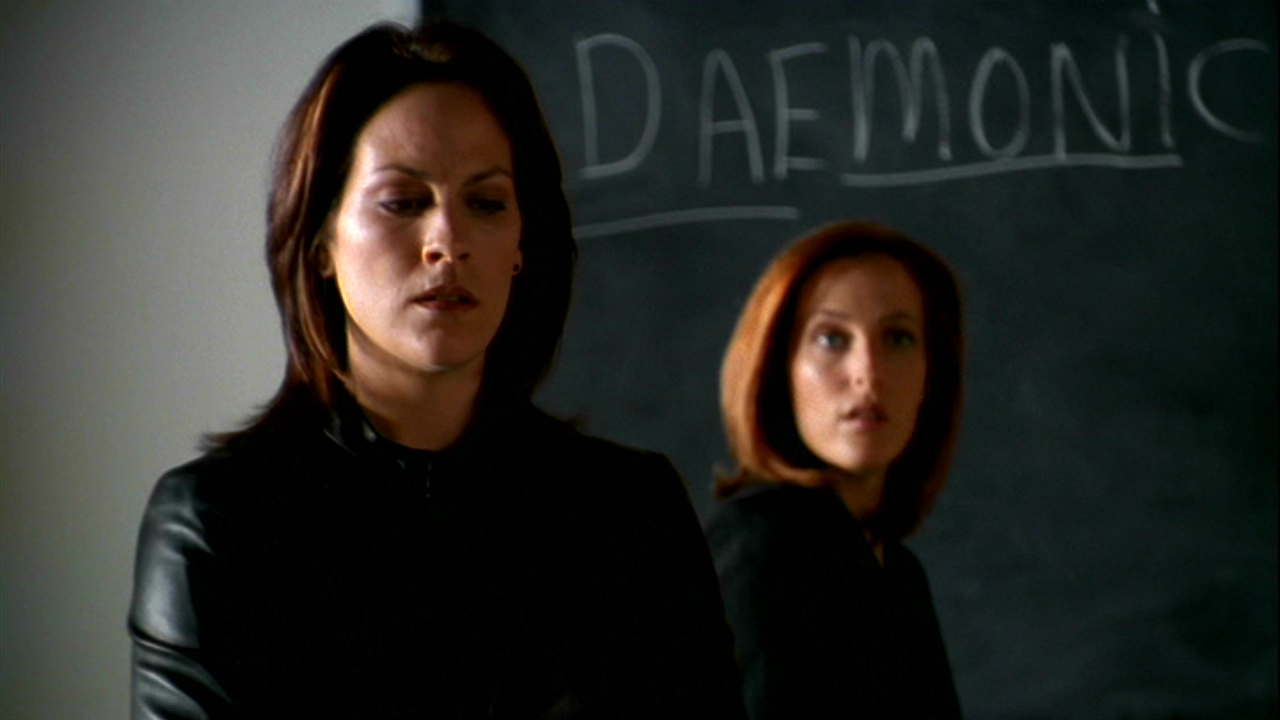 annabeth gish as Monica Reyes gillian anderson as dana scully daemonic x-files