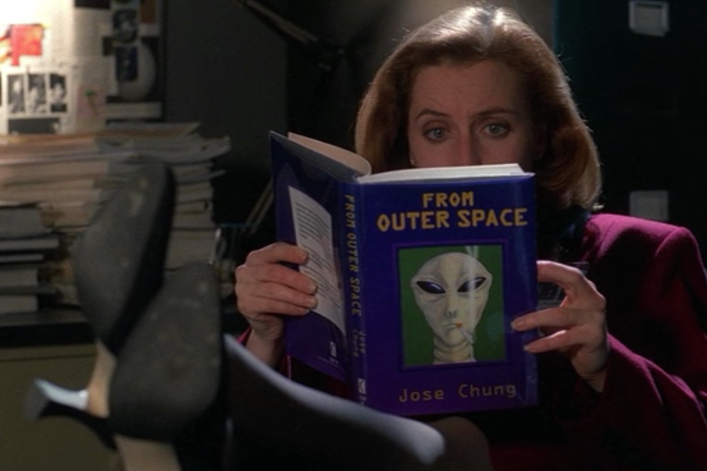 gillian anderson as dana scully from outer space x-files