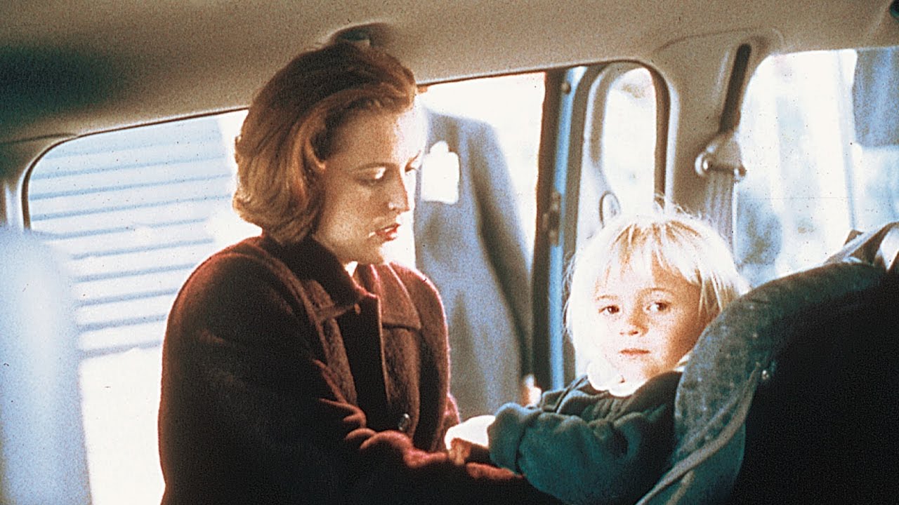 gillian anderson as dana scully emily x-files