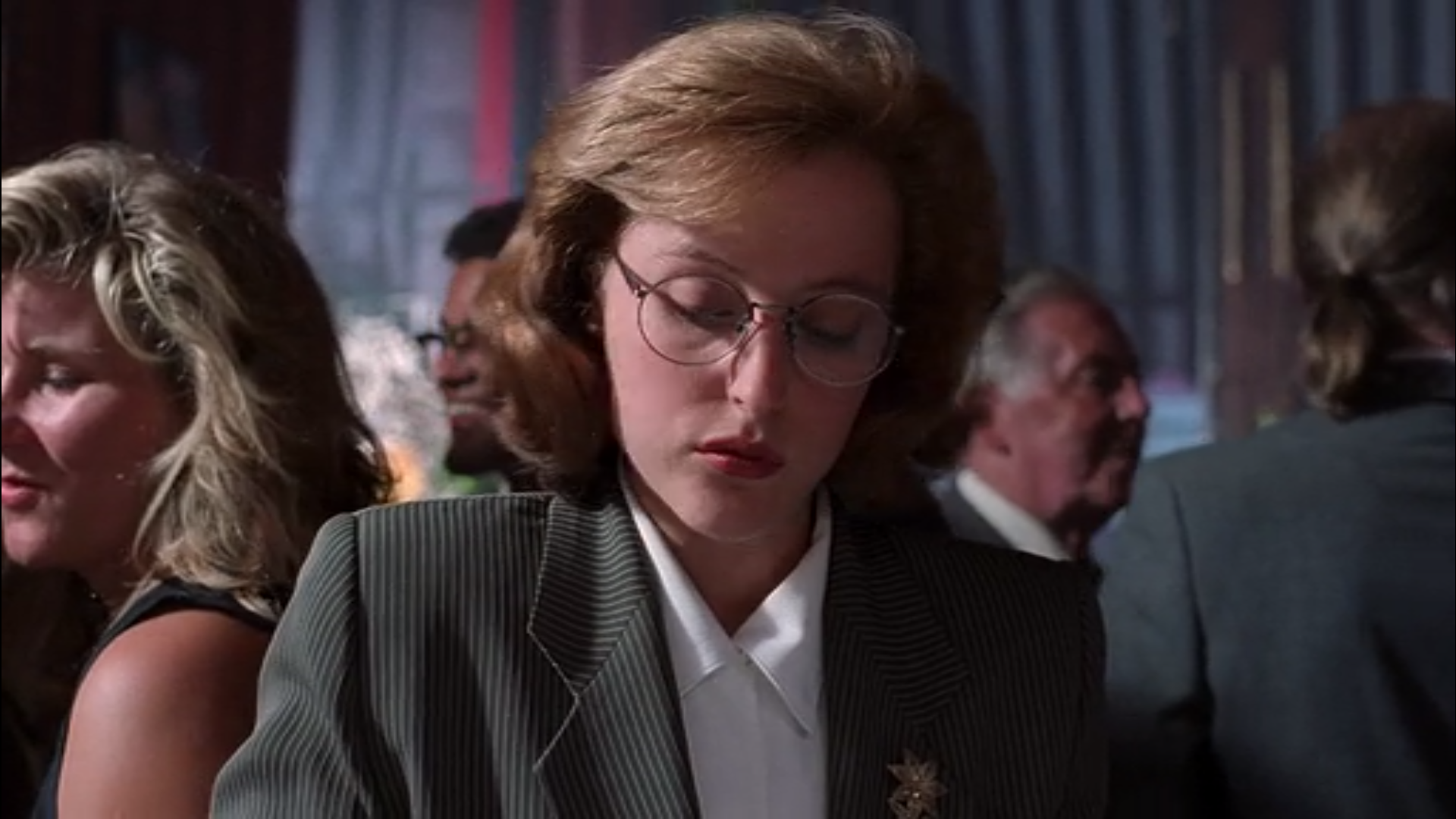 gillian anderson as dana scully glasses x-files
