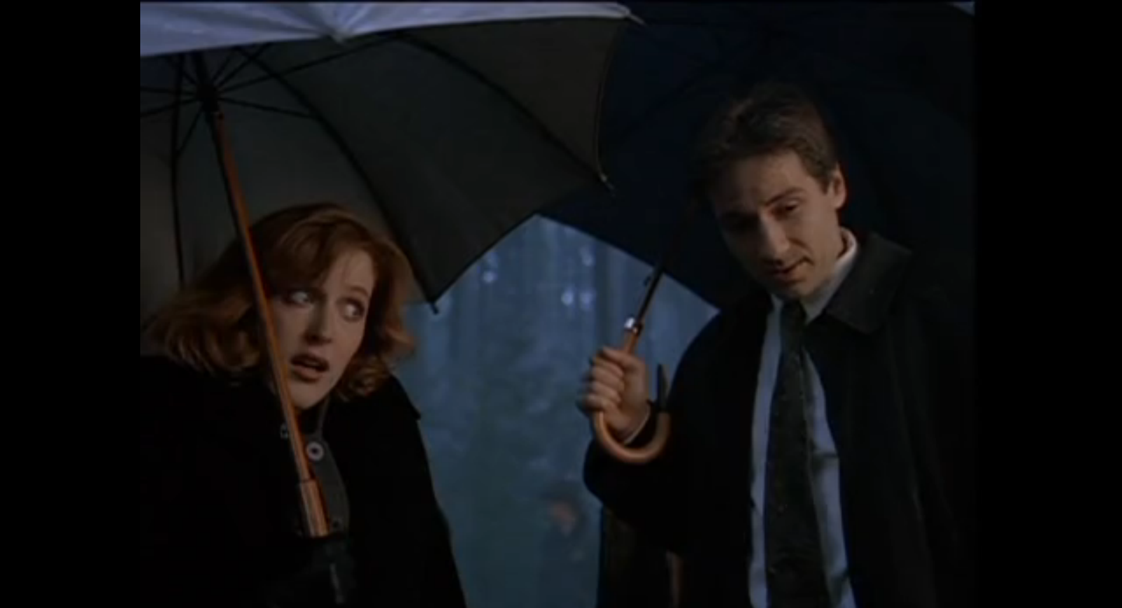 mulder and scully raining frogs x-files