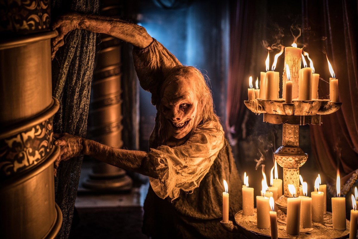hellboy Baba Yaga