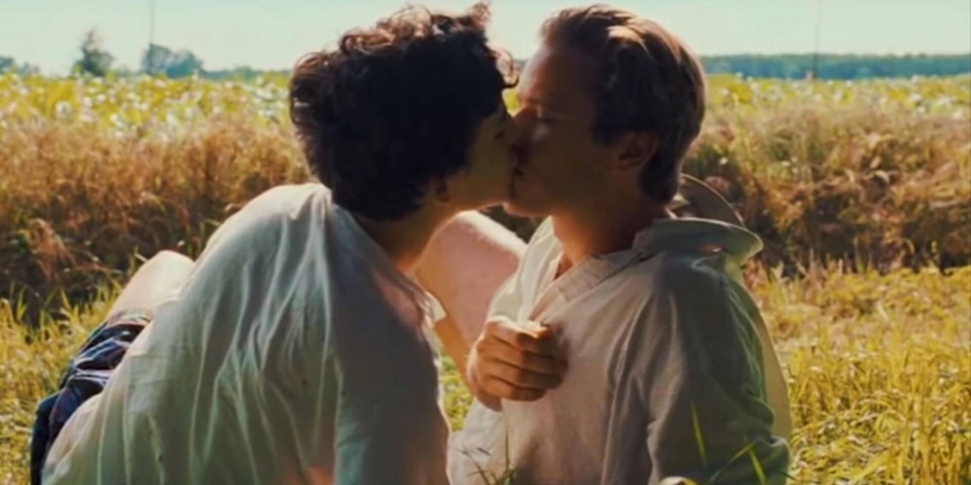 call me by your name armie hammer Timothée Chalamet kiss scene