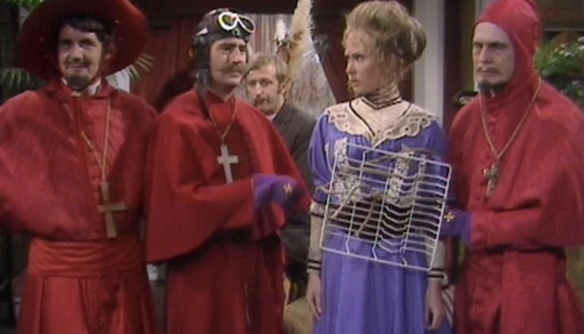 My hovercraft is full of eels..or. the best sketches by MONTY PYTHON