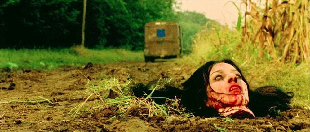 Haute tension severed head