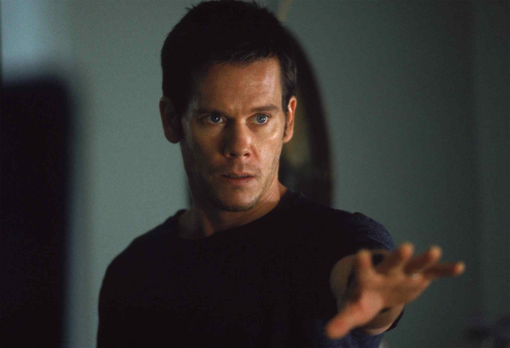 Stir of Echoes Kevin Bacon