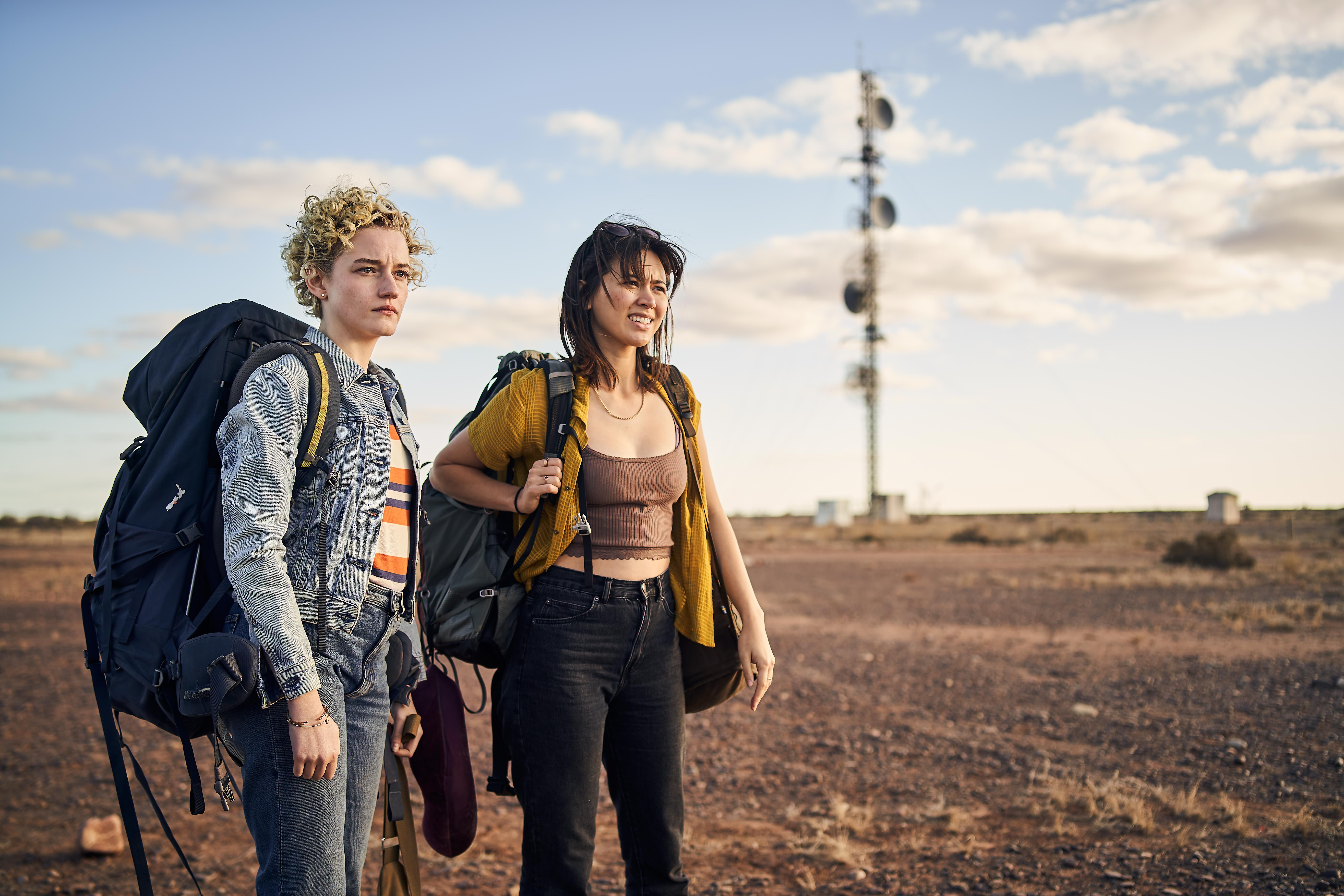 THE ROYAL HOTEL. A Feminist Vacation Thriller in the Australian Outback [REVIEW]
