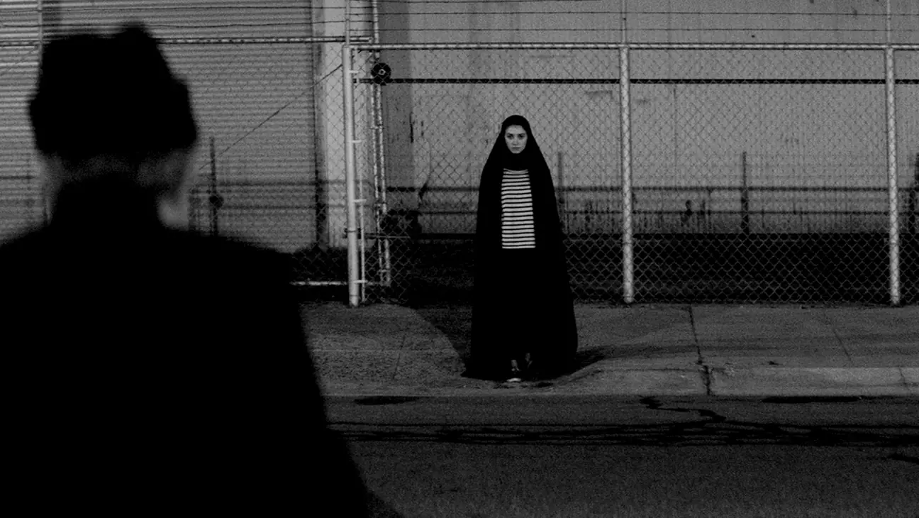 A Girl Walks Home Alone at Night Sheila Vand