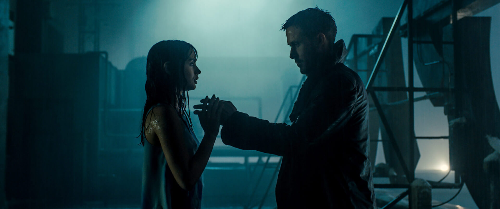 Blade Runner 2049 Ryan Gosling Ana de Armas