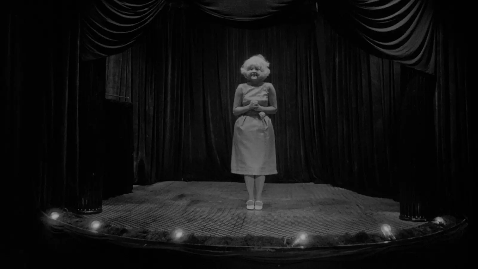 Eraserhead, Laurel Near