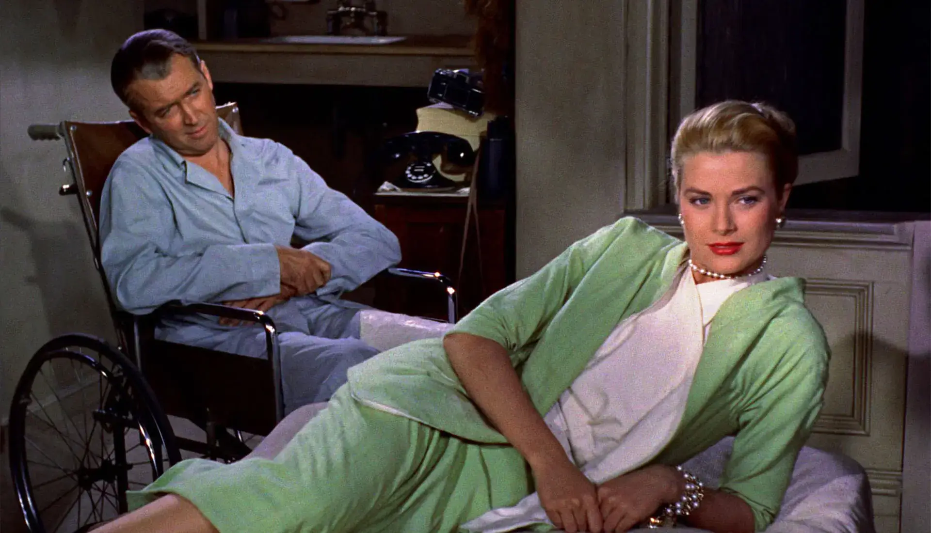 Rear Window, James Stewart, Grace Kelly