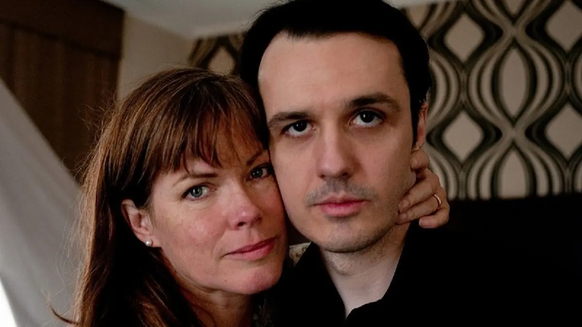 Damien with his wife, Lorri Davis