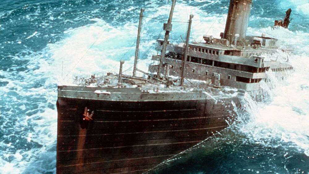 raise the titanic stupid movies funny movies titanic