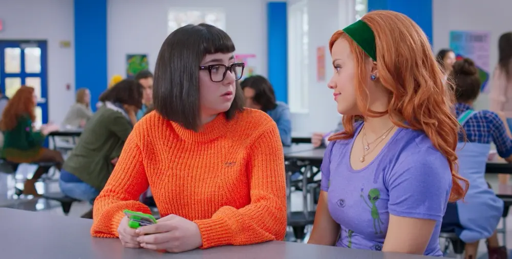 DAPHNE & VELMA. Scooby-Doo without Scooby