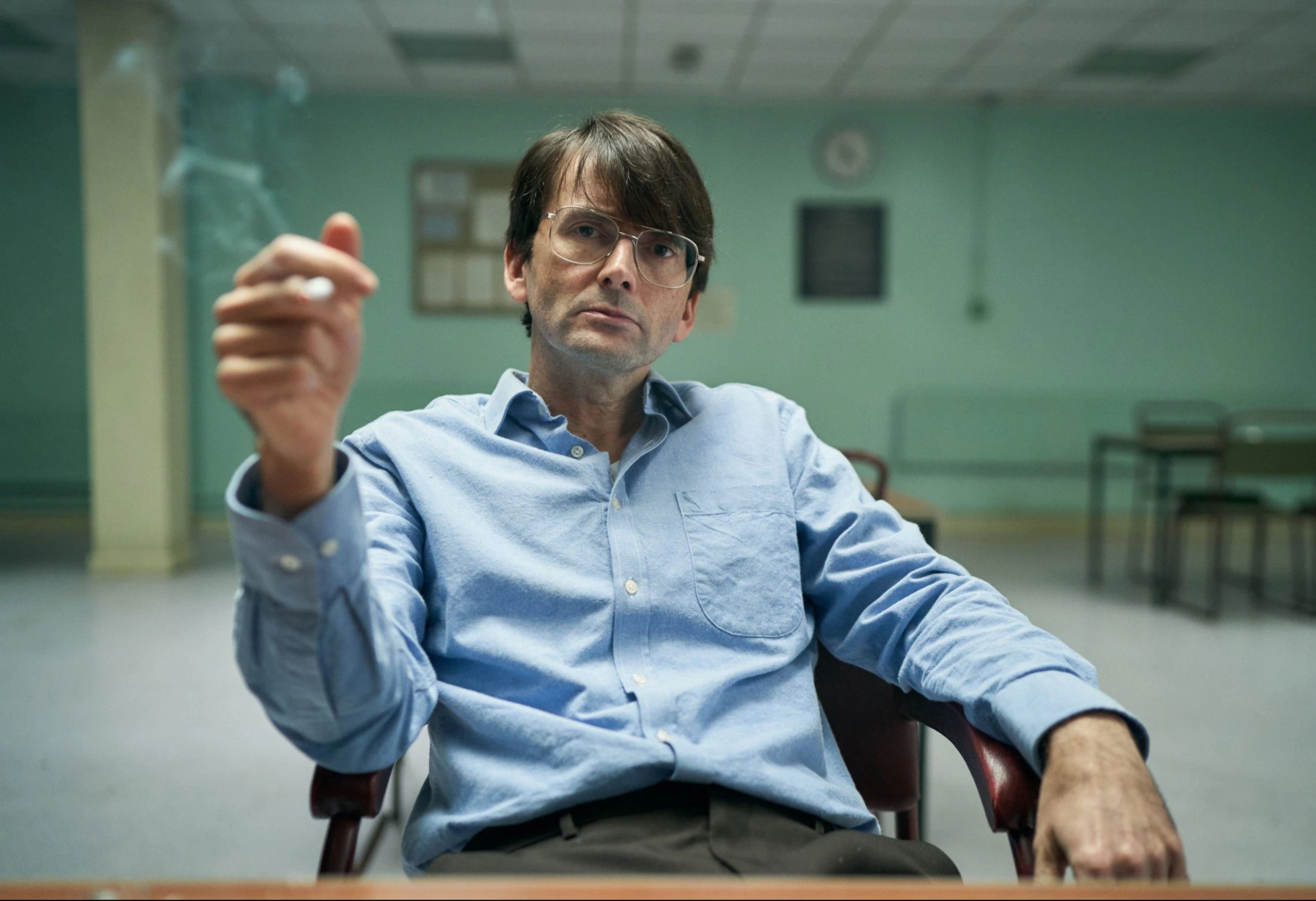 DES. Excellent David Tennant as a serial killer