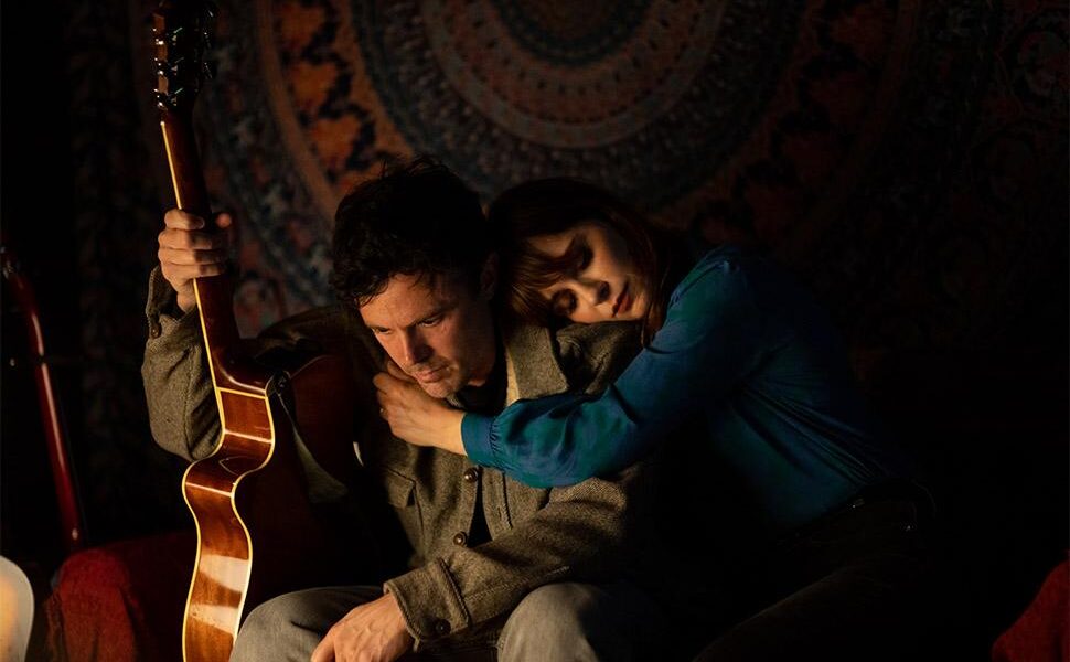 DREAMIN' WILD. An Oscar-worthy film about musicians that... no one has heard of