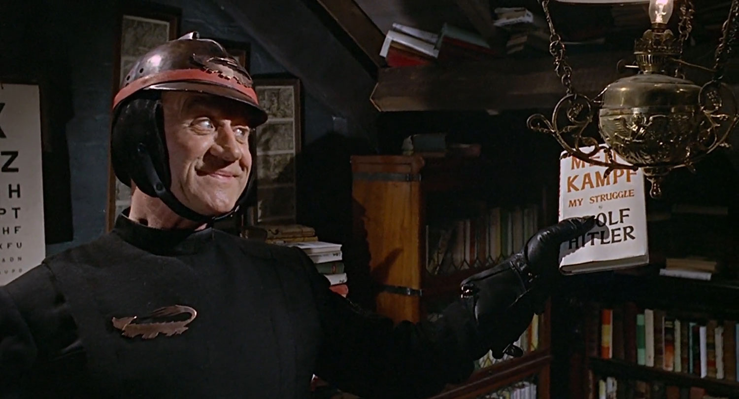 Fahrenheit 451, Cyril Cusack