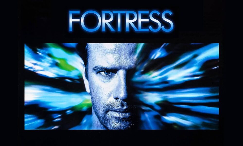 FORTRESS. Science fiction prison actioner