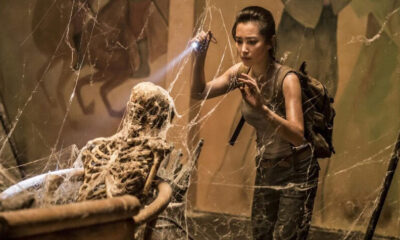 GUARDIANS OF THE TOMB. Lara Croft made in China