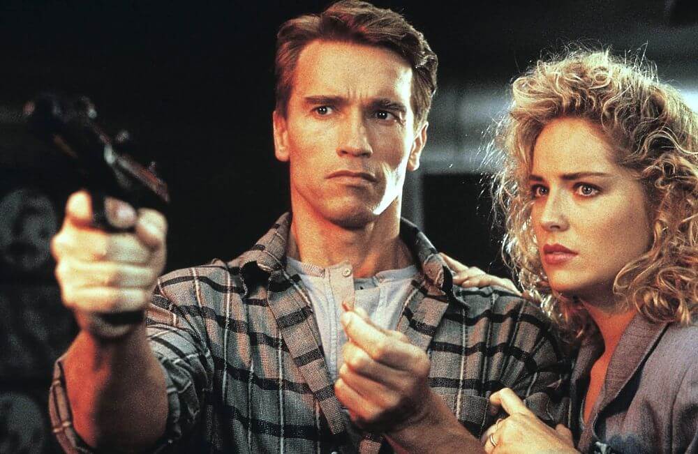 | FilmFolly.com total recall arnold schwarzenegger sharon stone