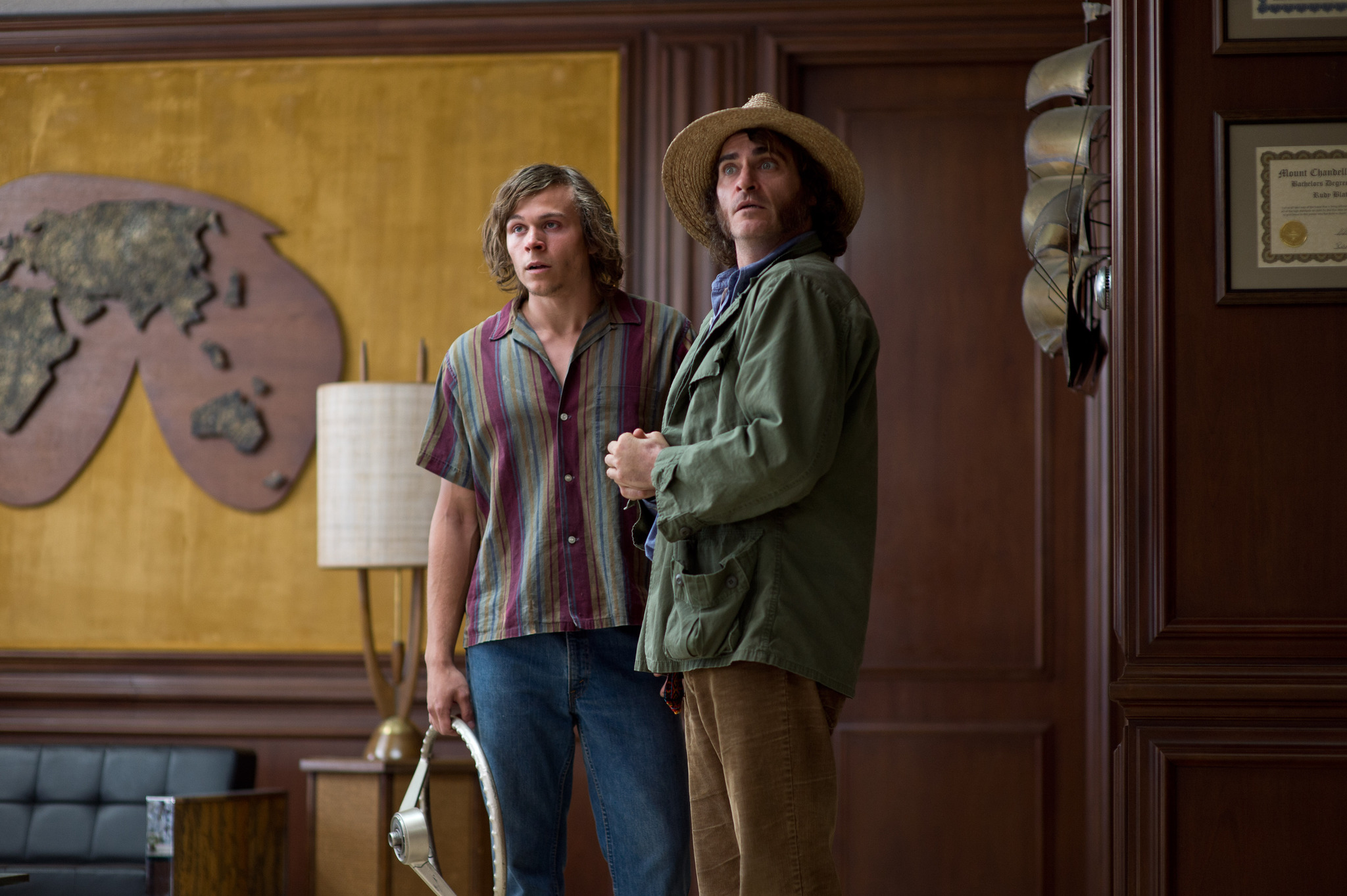 Inherent Vice Joaquin Phoenix Jordan Christian Hearn