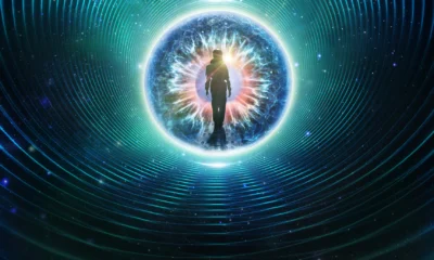 NIGHTFLYERS: Netflix's Event Horizon-like Sci-Fi Mash-up