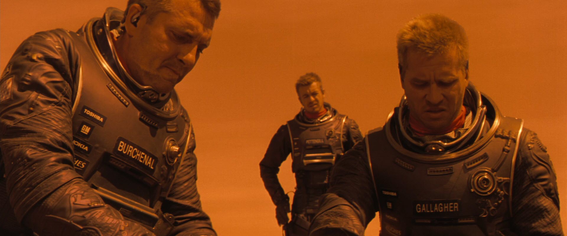 Red Planet Val Kilmer Carrie-Anne Moss Tom Sizemore