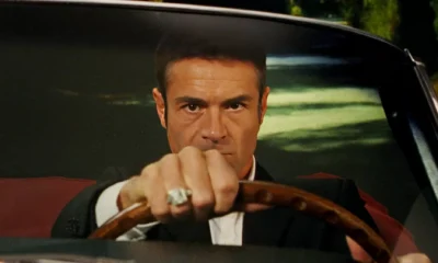 REFLECTION IN A DEAD DIAMOND. James Bond We Need