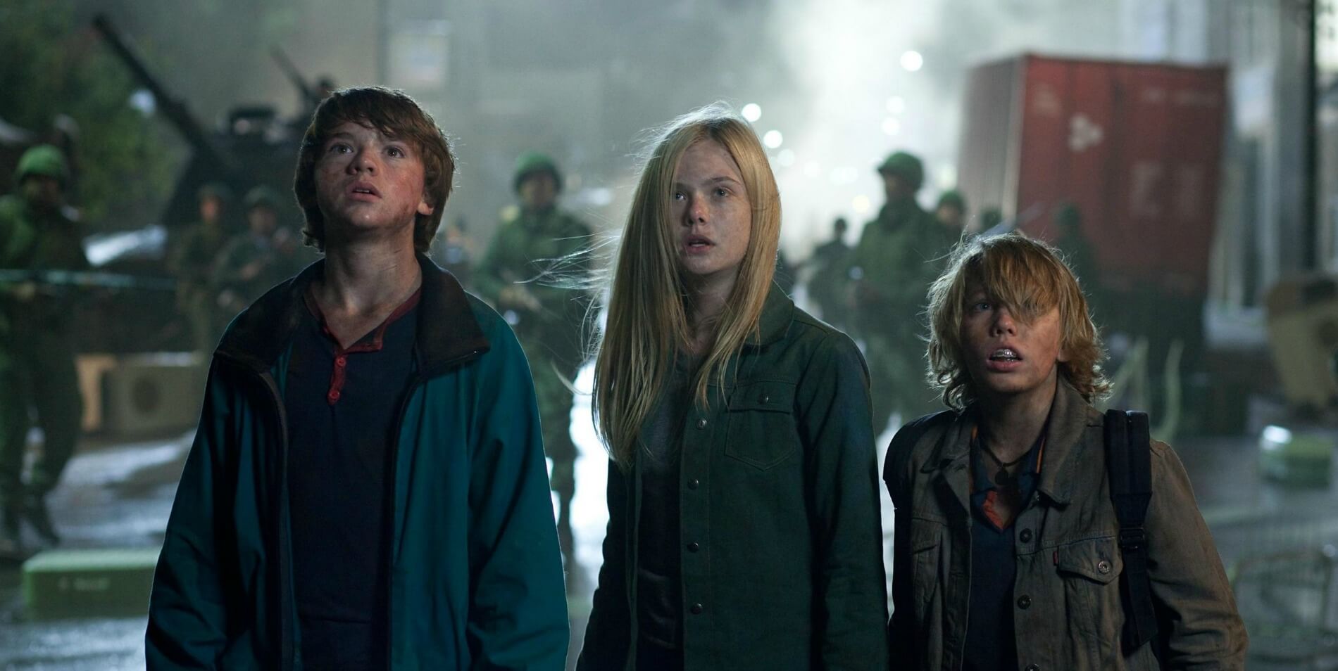 Super 8 Elle Fanning AJ Michalka Kyle Chandler