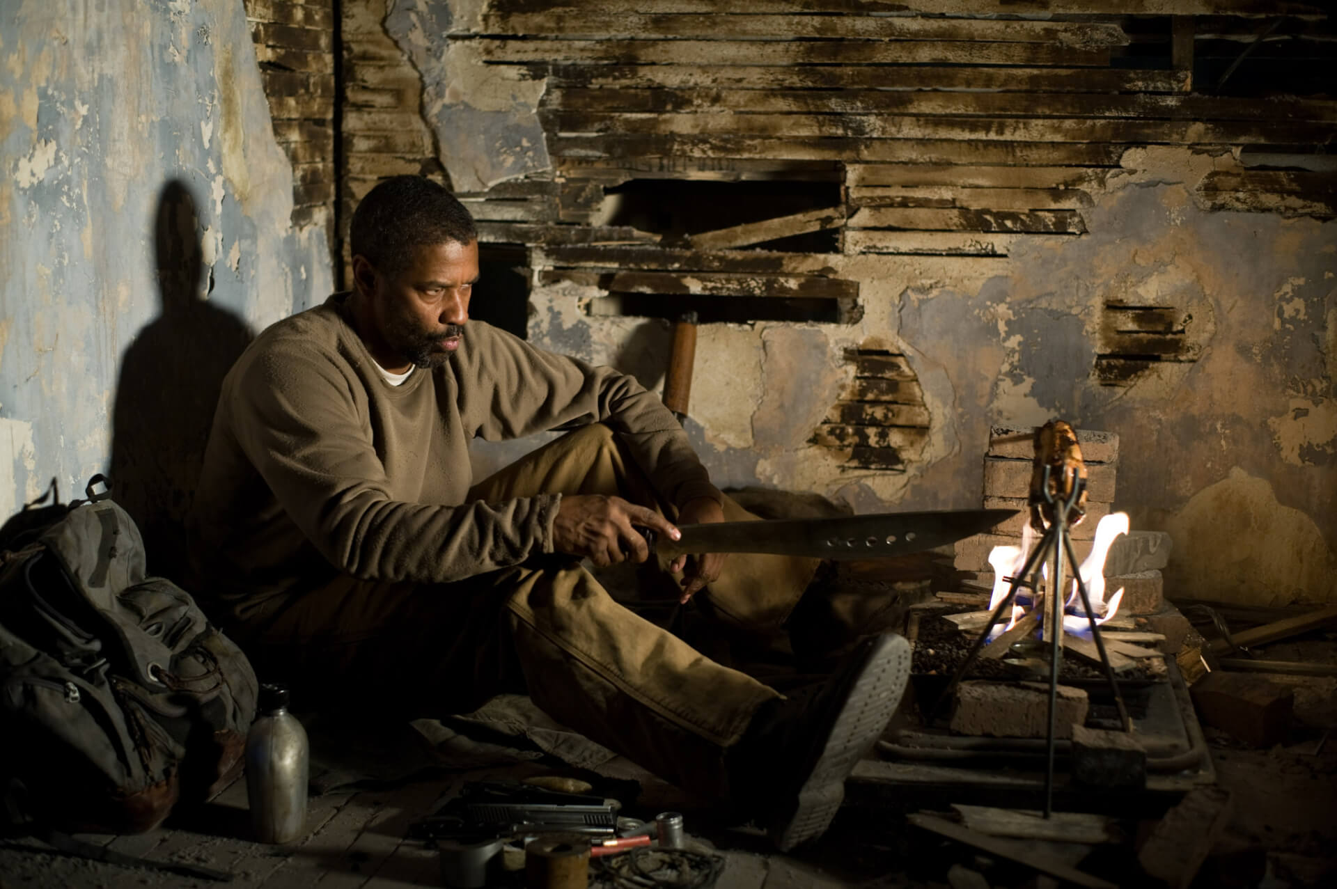 The Book of Eli Denzel Washington Mila Kunis