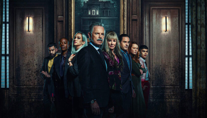 THE FALL OF THE HOUSE OF USHER. Through the Dark Mirror with Edgar Allan Poe [REVIEW]