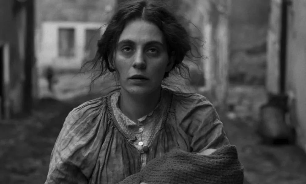 The Girl with a Needle