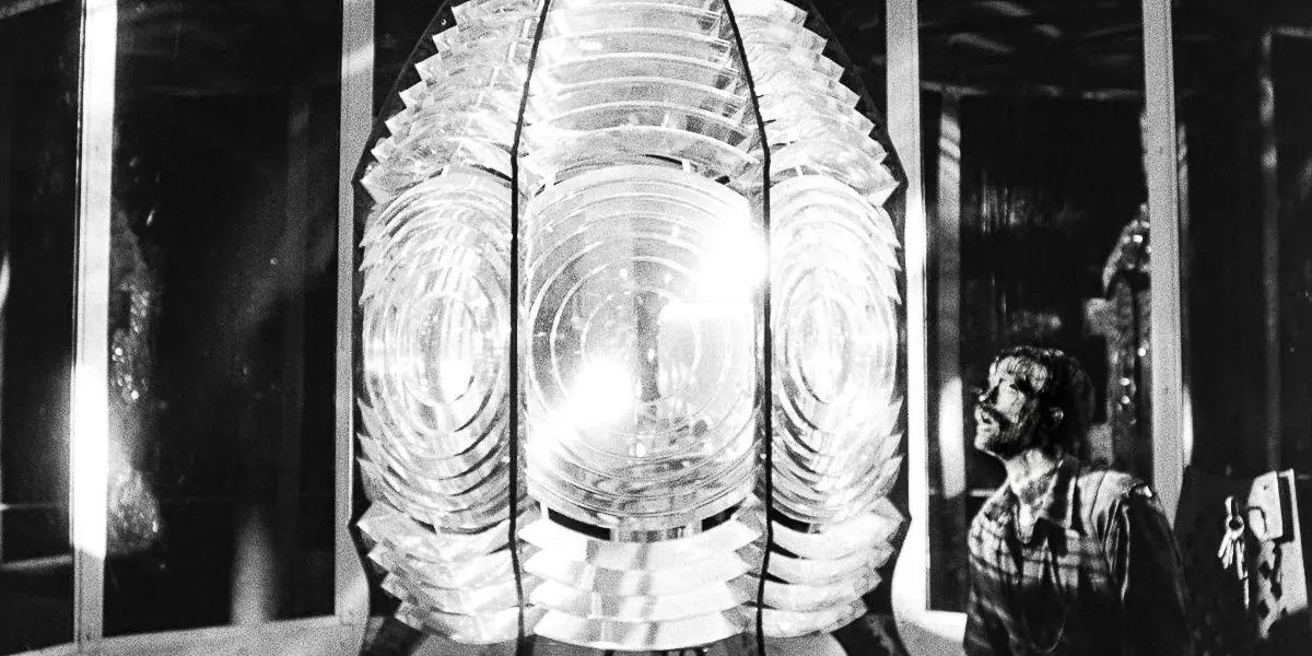 the lighthouse robert pattinson