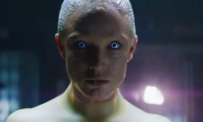 THE MACHINE. Intimate science fiction drawing heavily from "Ghost in the Shell" and "Blade Runner"