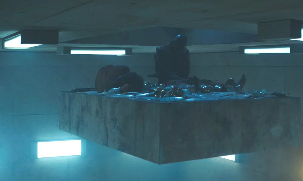 THE PLATFORM: Bloody Sci-fi, Not for the Faint of Heart