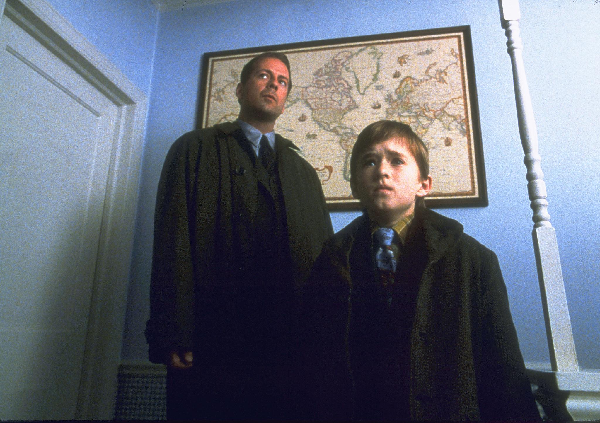 The Sixth Sense Bruce Willis Haley Joel Osment Toni Collette