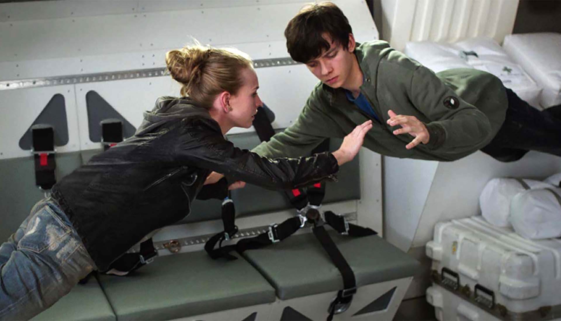 The Space Between Us Britt Robertson Asa Butterfield