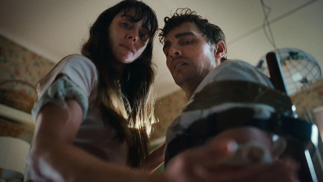 TOGETHER. Alison Brie and Dave Franco as Lovebirds [REVIEW]
