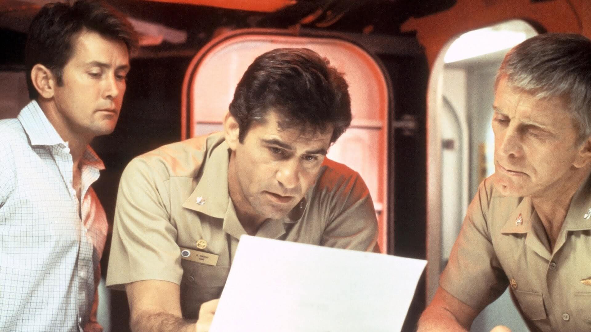 THE FINAL COUNTDOWN, Martin Sheen, James Farentino, Kirk Douglas