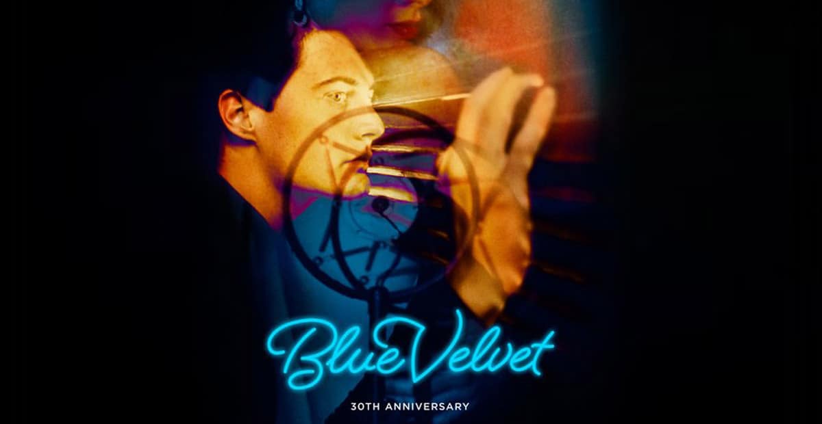 BLUE VELVET. David Lynch's Twisted World Explained