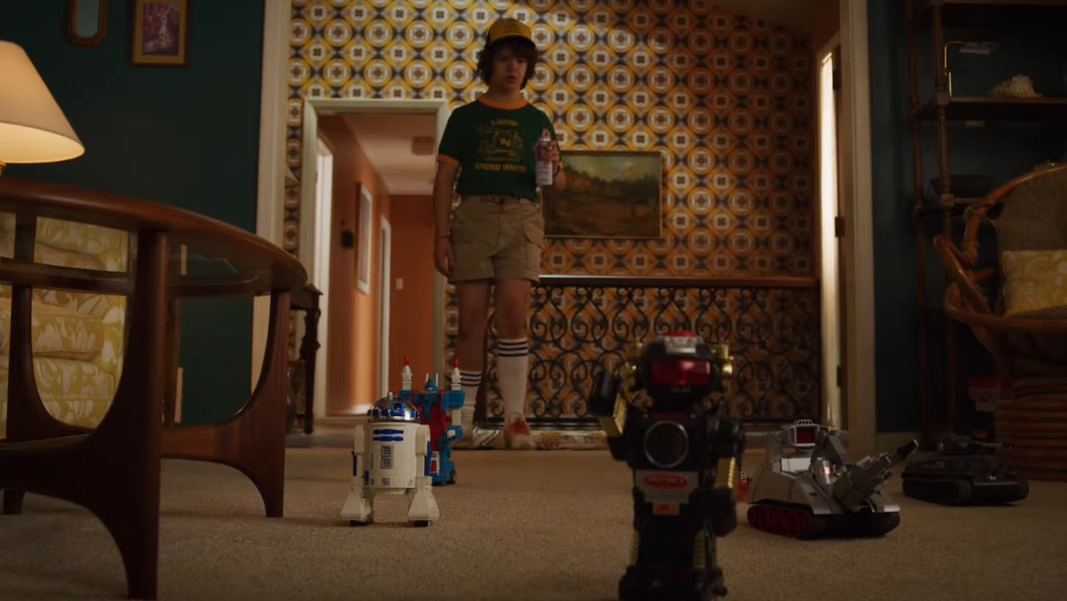 Things-you-didnt-notice-Stranger-Things | FilmFolly.com stranger things