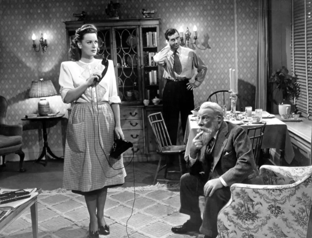 miracle-2 | FilmFolly.com Miracle on 34th Street