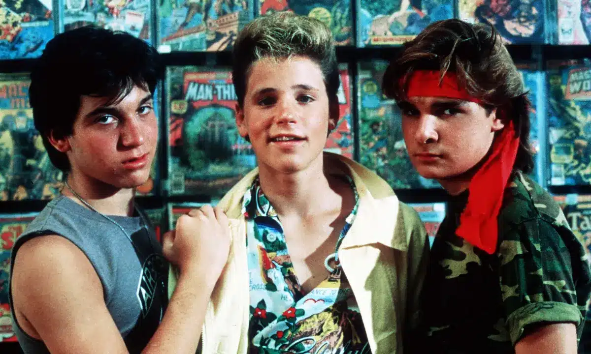 The-Lost-Boys-9 | FilmFolly.com The Lost Boys