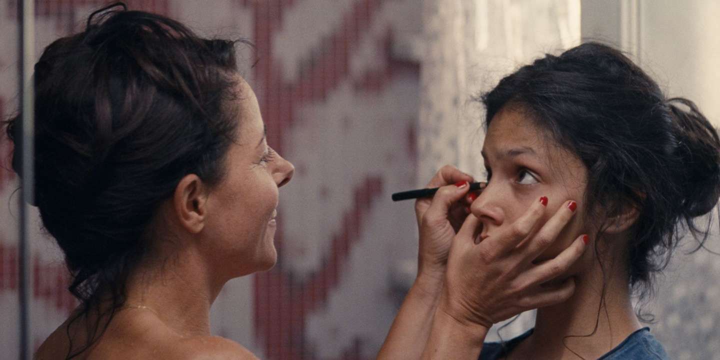 ava-3 | FilmFolly.com ava